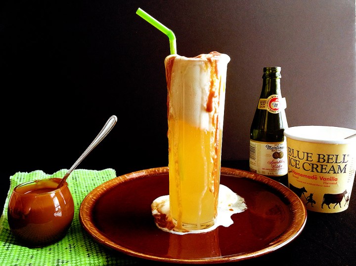 sparkling cider float 10